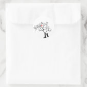 Kardinaal rode vogel in besneeuwde winterboom & ka ronde sticker (Tas)