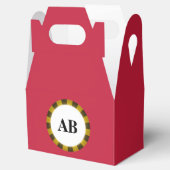 Kardinaalrode effen kleur met monogram bedankdoosjes (Geopend)