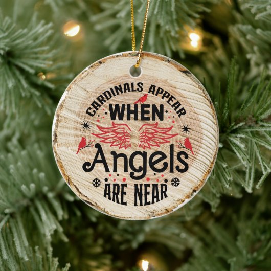 Kardinalen verschijnen wanneer engelen in de buurt keramisch ornament (Boom)