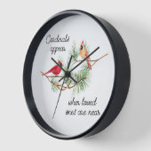 Kardinalen verschijnen wanneer geliefden in de buu (Hoek)