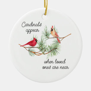 Kardinalen verschijnen wanneer geliefden in de buu keramisch ornament
