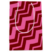 Karmozijnrood Roze Chevron Zigzag Design Medium Cadeauzakje (Voorkant)