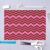 Karmozijnrood Roze Chevron Zigzag Design Tissuepapier (Craft)