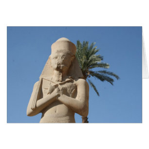 karnak koninginnenstandbeeld