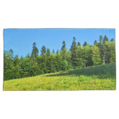 Karpatische Groene Weide – Roemeense Bergprint Kussensloop (Voorkant-Rechts)