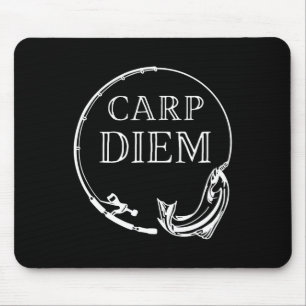 Karper Diem Grijp De Karper Grappige Visserij Carp Muismat