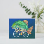 Karpers rijden op een fiets briefkaart (Staand voorkant)
