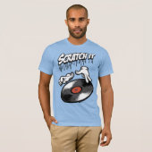Kartonnen muis en hiphopdisk t-shirt (Voorkant volledig)