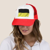 Kashoebische Vlag Hoed Trucker Pet (In situ)