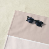 Kassy Elegant Minimale Eenvoudige Blush Pink Heart Strandlaken (In situ)