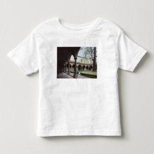 Kast van het klooster, herbouwd in 1442 (foto) kinder shirts