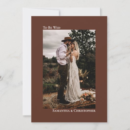 Kastanjebruine Minimalistische Verticale Foto Brui Kaart (Voorkant)