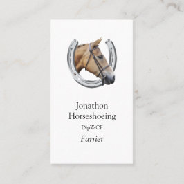 Kastanjepaard in een zilver hoefijzer visitekaartje