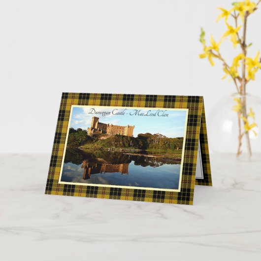 Kasteel Dunvegan MacLeod Clan Vouwbare Wenskaart Kaart (Gele Bloem)