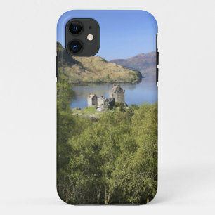 Kasteel Eilean Donan, Schotland. Het beroemde Eile iPhone 11 Hoesje