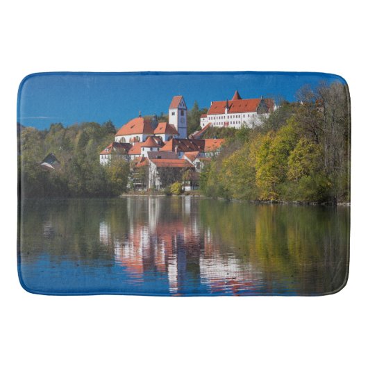 Kasteel en abdij aan de rivier badmat (Voorkant)