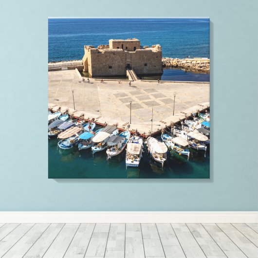 Kasteel en haven van Paphos Canvas Afdruk (Insitu (Houten vloer))