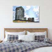 Kasteel Montalegre in Portugal Canvas Afdruk (Insitu (Slaapkamer))