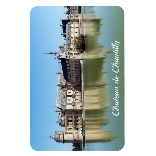 Kasteel van Chantilly met weerspiegeling in het me Magneet (Verticaal)