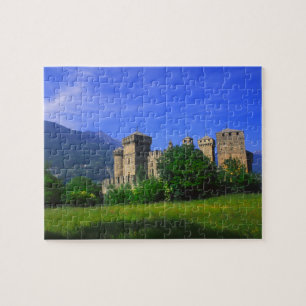Kasteel van Fenis nabij de Italiaanse Alpen in Fen Legpuzzel