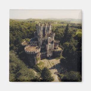 Kasteel van Gray Stone in groene overgeteelde Boss Magneet