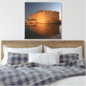 Kasteel van Paphos met reflecties bij zonsondergan Canvas Afdruk (Insitu (Slaapkamer))