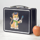 Kat als schilder met penseel en karf (In situ)