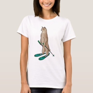 Kat als Skier met skipolen en skipolen T-shirt