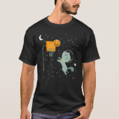 Kat Astronaut die Basketball speelt in de ruimte T-shirt (Voorkant)