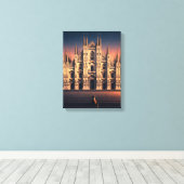 Kat bij het Milanese Duomo op canvasprint Canvas Afdruk (Insitu (Houten vloer))