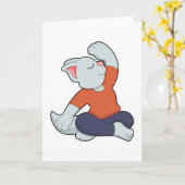 Kat bij yoga in kleermakerzitting kaart (Gele Bloem)