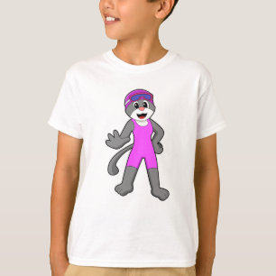 Kat bij zwemmen met zwempak t-shirt
