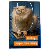 Kat boven gort medium cadeauzakje (Voorkant)