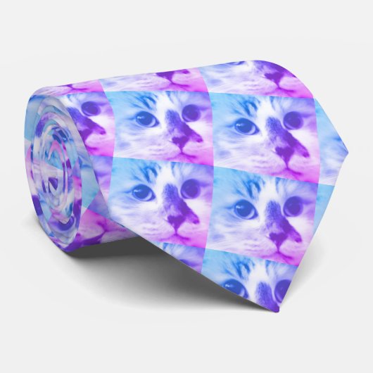 Kat Collage Stropdas (Opgerold)