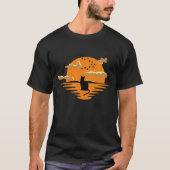 Kat dat op zonsondergang kijkt t-shirt (Voorkant)