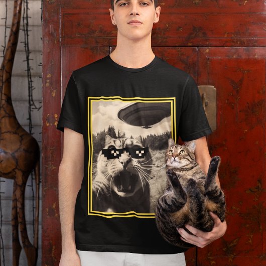 Kat die selfie meme ufo's neemt t-shirt