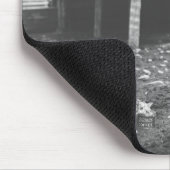 Kat die uit een koffieblikje eet muismat (Hoek)