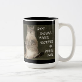 Kat "DOE UW KOFFIE EN VOER ME" Mok