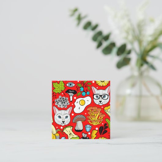 Kat en ei op rood informatiekaartje (Staand voorkant)