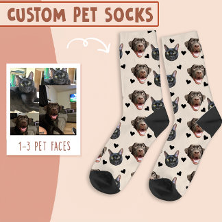 Kat en hond gezicht gepersonaliseerd, met hart op  sokken