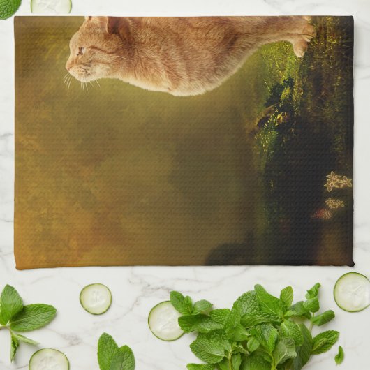 Kat en vet theedoek (Gevouwen)