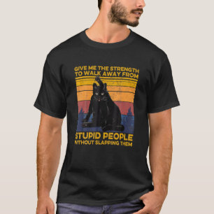 Kat geeft me de kracht om weg te lopen van domme m t-shirt