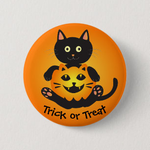 Kat houdt Jack-o'-Lantern vast Ronde Button 5,7 Cm