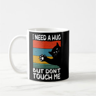 Kat Ik heb een Hug nodig die de Humor aanraakt voo Koffiemok