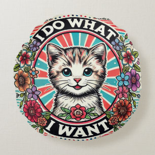 Kat illustratie met bloemen en positieve slogan rond kussen