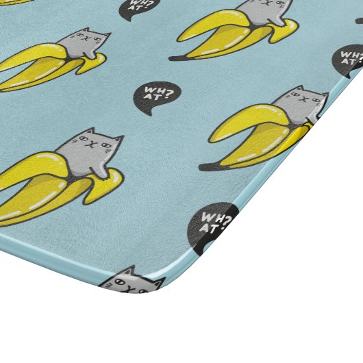 Kat in bananen snijplank (Hoek)