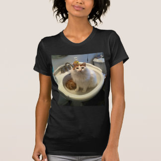 Kat in de gootsteen t-shirt