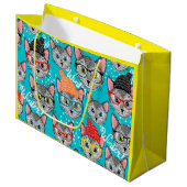 Kat in de pet groot cadeauzakje (Voorkant Gekanteld)