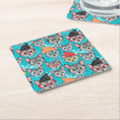 Kat in de pet kartonnen onderzetters (Schuin)