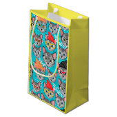 Kat in de pet klein cadeauzakje (Achterkant Gekanteld)